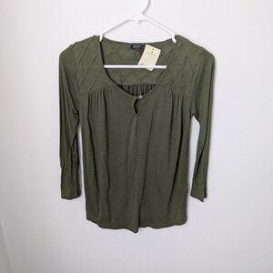NWT Lucky Brand 3/4 Sleeve Olive Green Peephole Blouse, XS